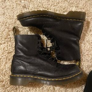 Dr. Martin’s Soft Leather Combat Boot Size 8